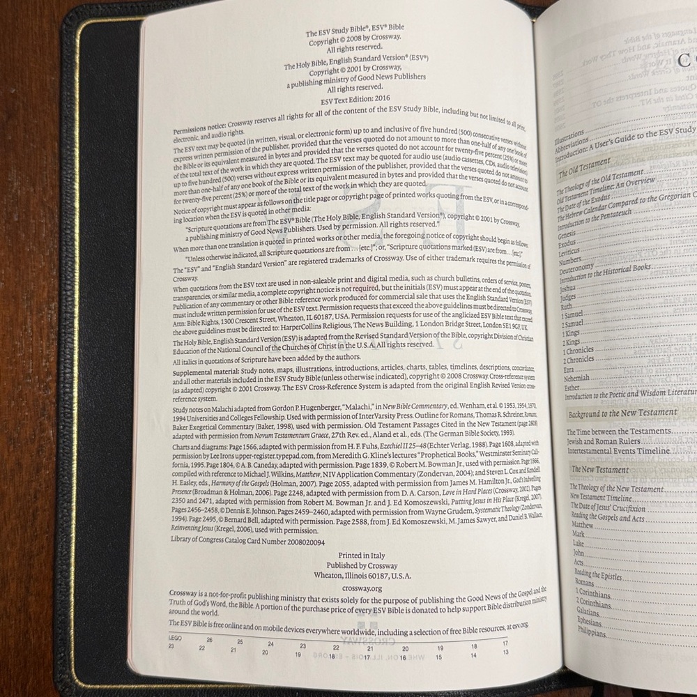 Crossway ESV Heirloom Study Bible in black goatskin - Picture 10 of 11